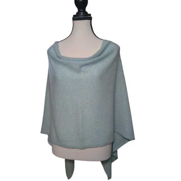100% Cashmere Claudia Nichole Poncho Quiet Luxury Tiffany Blue Coastal Chic Wrap - Picture 1 of 13